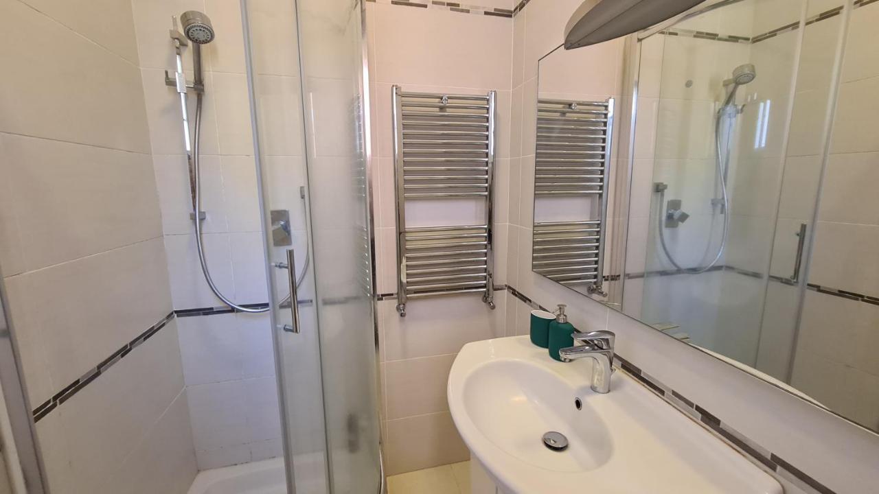 Ladispoli Apartment Bagian luar foto